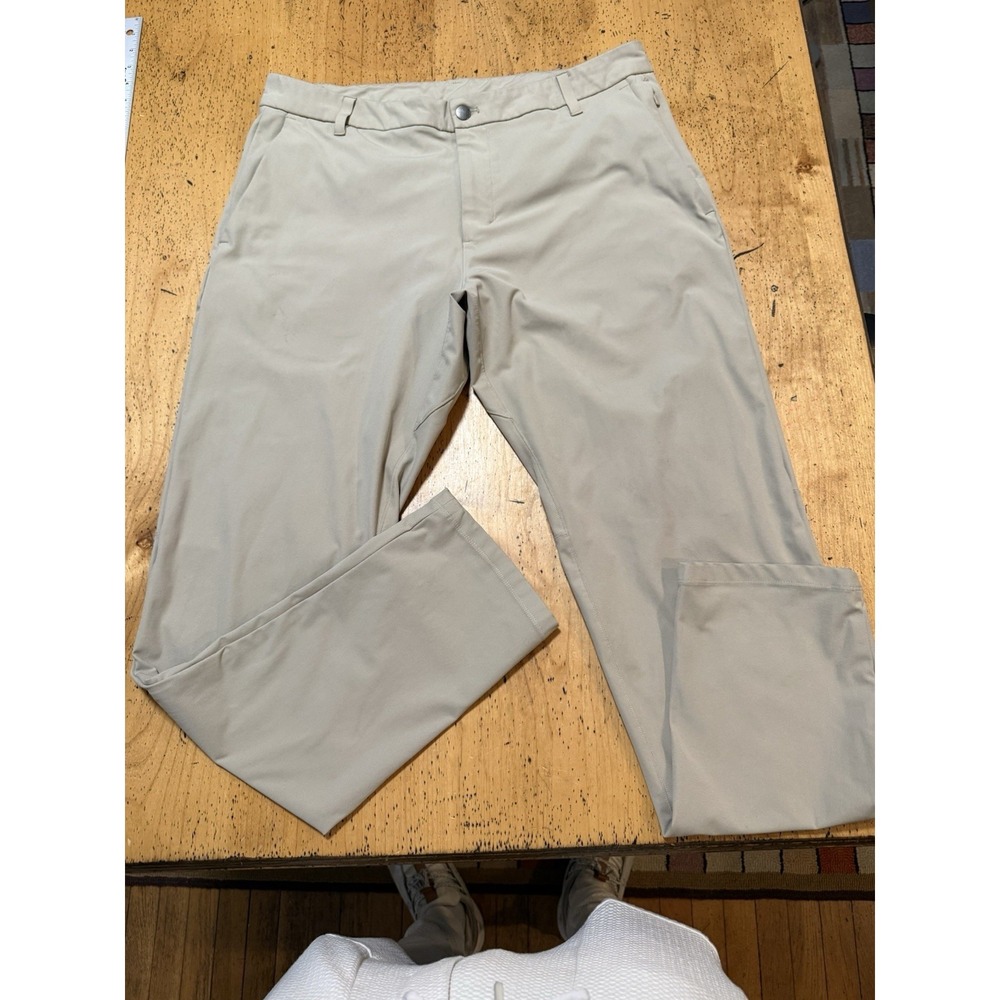 Lululemon Commission Pants Men's 36x33 Tan Classic Work Golf Slim Fit Read